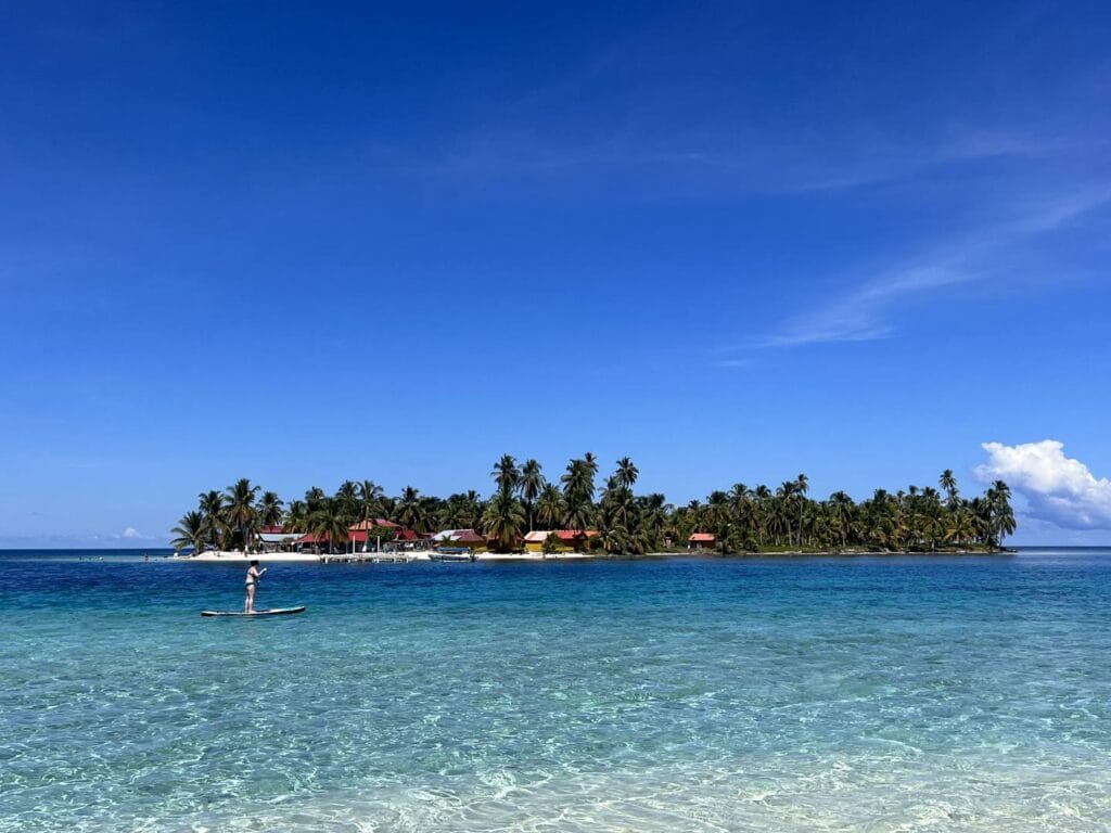 Day-Tour-Sunken-Ship-at-Perro-Chico-Island-1